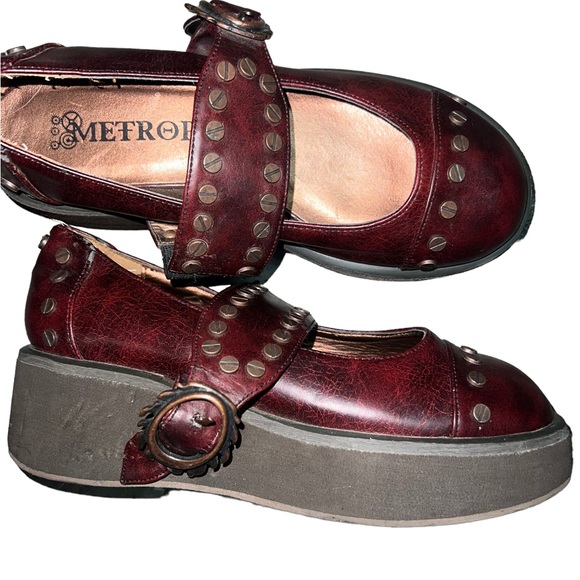Junior’s Mary Jane Style Shoes - Picture 3 of 3